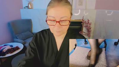 AlexandraKind live cam on Cam4