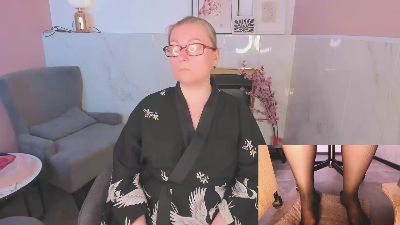 AlexandraKind live cam on Cam4