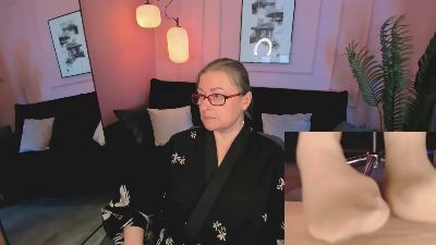AlexandraKind live cam on Cam4