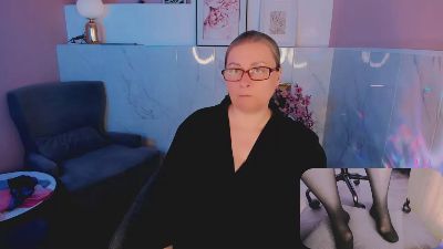 AlexandraKind live cam on Cam4