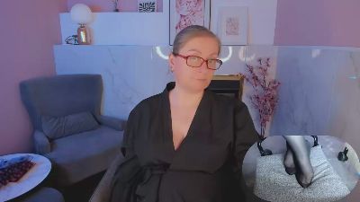 AlexandraKind live cam on Cam4