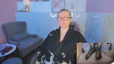 AlexandraKind live cam on Cam4