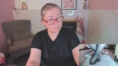 AlexandraKind live cam on Cam4