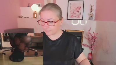 AlexandraKind live cam on Cam4