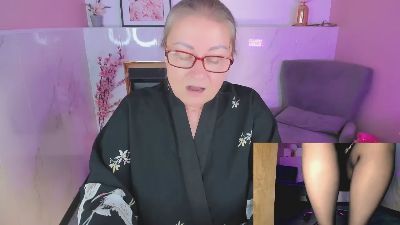 AlexandraKind live cam on Cam4