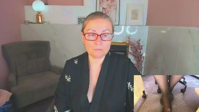 AlexandraKind live cam on Cam4
