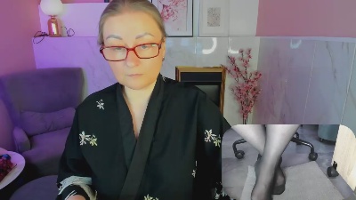 AlexandraKind live cam on Cam4