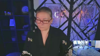 AlexandraKind live cam on Cam4