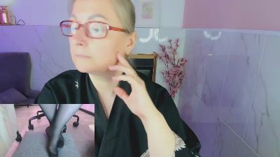 AlexandraKind live cam on Cam4