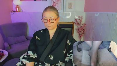 AlexandraKind live cam on Cam4