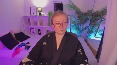 AlexandraKind live cam on Cam4