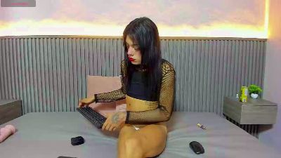 Alexandra_bby live cam on Cam4