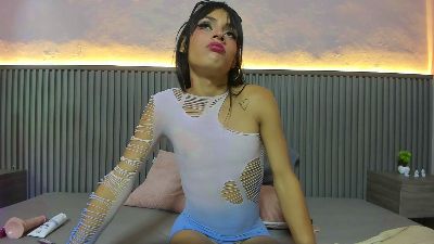 Alexandra_bby live cam on Cam4