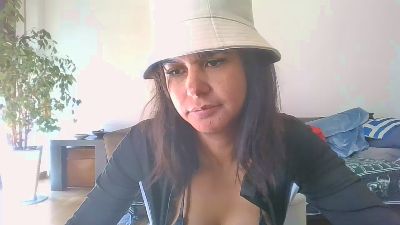 AlexandroD live cam on Cam4
