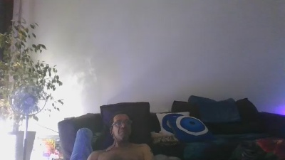 AlexandroD live cam on Cam4