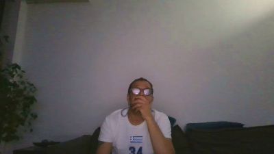 AlexandroD live cam on Cam4
