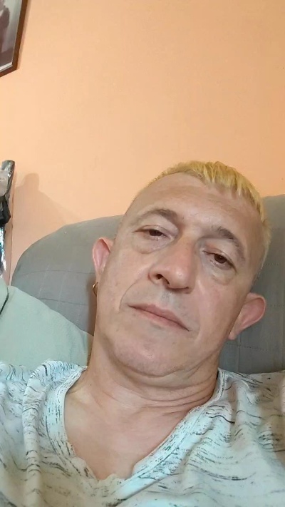 Alexcam77 live cam on Cam4