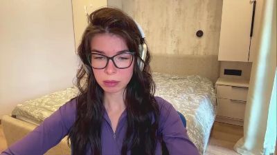 AlexiaBulick live cam on Cam4