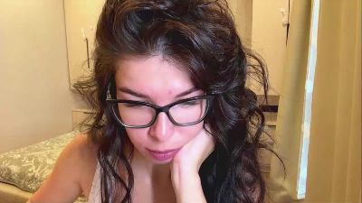 AlexiaBulick live cam on Cam4