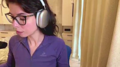 AlexiaBulick live cam on Cam4