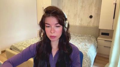 AlexiaBulick live cam on Cam4