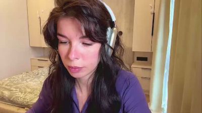 AlexiaBulick live cam on Cam4