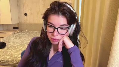 AlexiaBulick live cam on Cam4