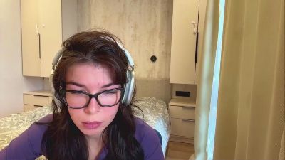 AlexiaBulick live cam on Cam4