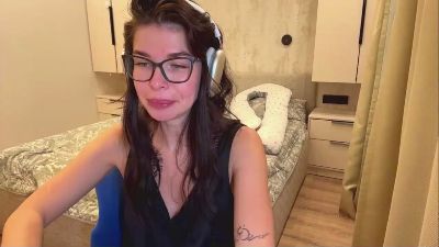 AlexiaBulick live cam on Cam4