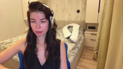 AlexiaBulick live cam on Cam4