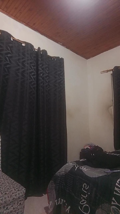 Alexis_benz live cam on Cam4