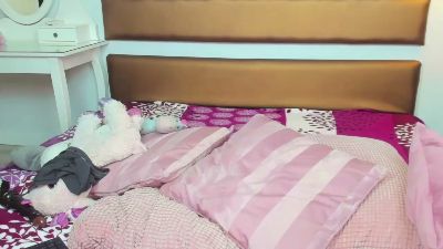 Alexiss_Night live cam on Cam4