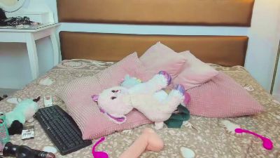 Alexiss_Night live cam on Cam4