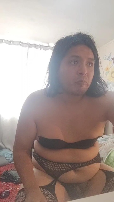 Alexsakuna94 live cam on Cam4