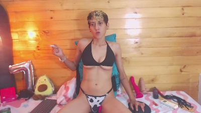 Alexxa_Horny live cam on Cam4