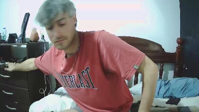 AlfaOrgasmatron live cam on Cam4