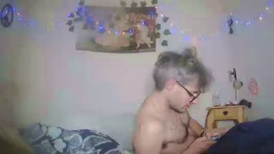 AlfaOrgasmatron live cam on Cam4