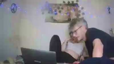 AlfaOrgasmatron live cam on Cam4