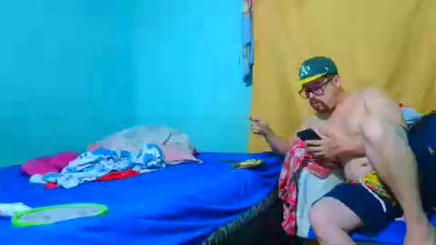 Alfonso1996 live cam on Cam4