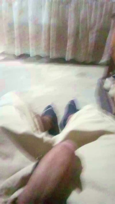 Alfredoer live cam on Cam4