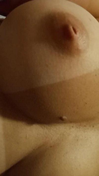 Algellcc – model webcam live recomandat pe Server Cams (59 spectatori)