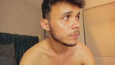 Alhan_Twink live cam on Cam4