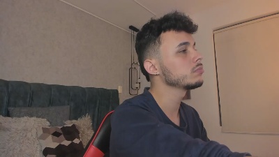 Alhan_Twink live cam on Cam4