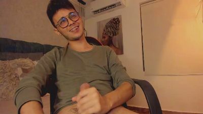 Alhan_Twink live cam on Cam4