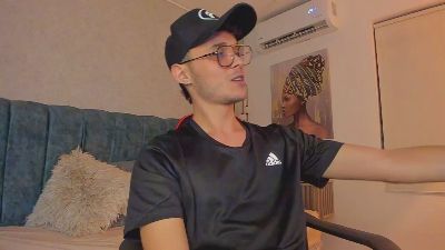 Alhan_Twink live cam on Cam4