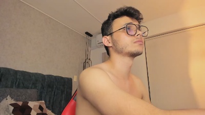 Alhan_Twink live cam on Cam4