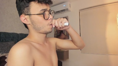 Alhan_Twink live cam on Cam4