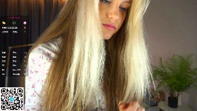 AliaDelucian live cam on Cam4