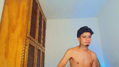 AliasJDz Live Webcam on Cam4