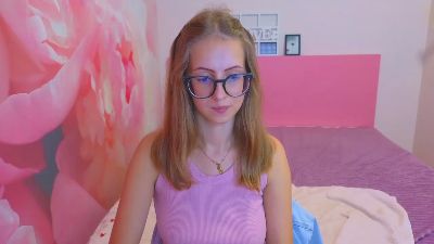AliceAdam live cam on Cam4